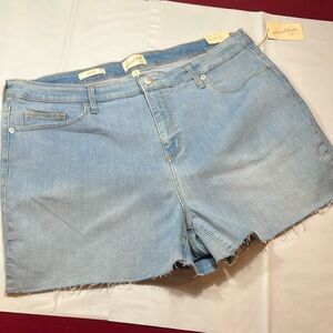 universal threads Blue Jean Shorts 20W stretchy cotton 4”inseam frayed, 2XL NEW